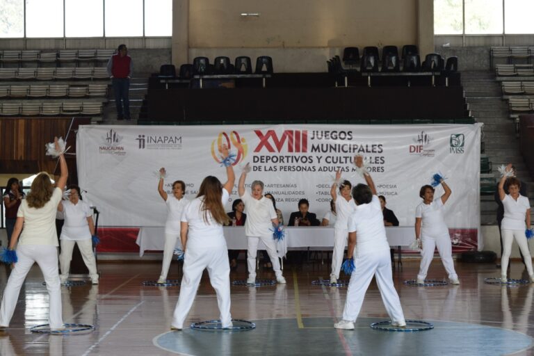 En los juegos deportivos y culturales de adultos mayores participan 340 personas en diversas actividades