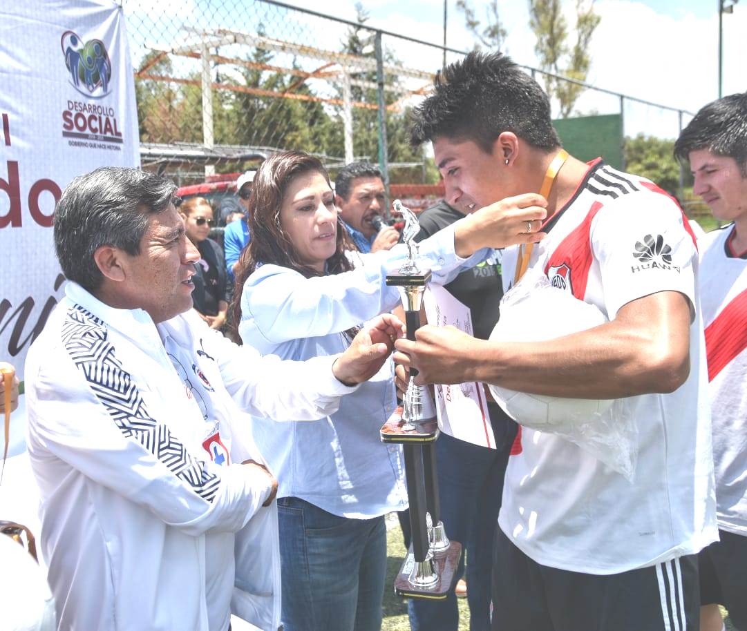 Durante la clausura del torneo “Jugando por mi Colonia” el alcalde Ricardo Núñez reitero el apoyo de su gobierno a los jóvenes a través del Deporte