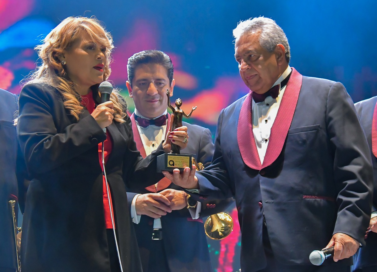  La Presidente Municipal Ruth Olvera clausuró con magno festejó el Festival Internacional de Cultura Atizapán 2019