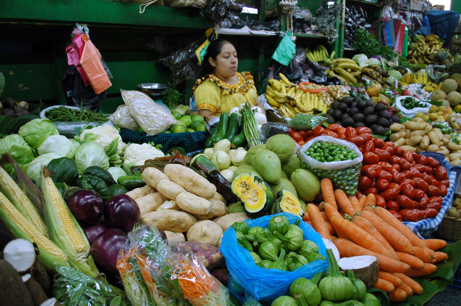 Segundo Semestre del año  inició con aumento en alimentos de la Canasta Básica.