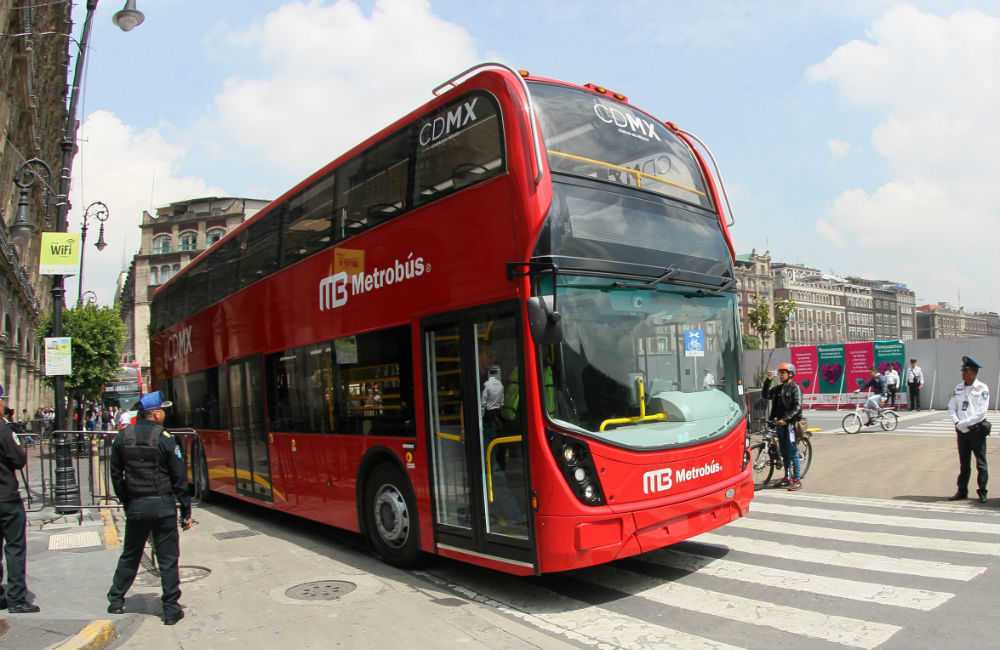 Unidades del Turibús apoyaran movilidad de usuarios de la Línea 3 del Metro