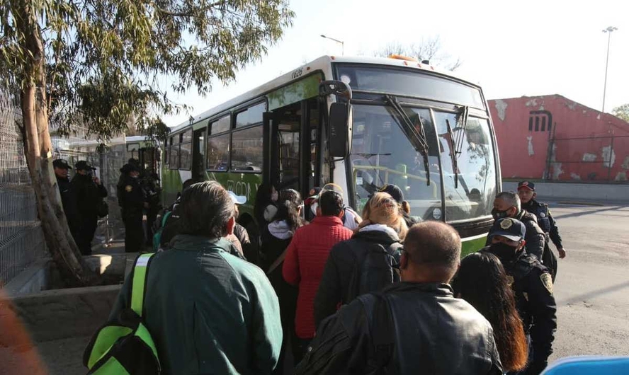 camiones-red-transporte-pasajeros-asistiran_0_1_1200_716 (1)