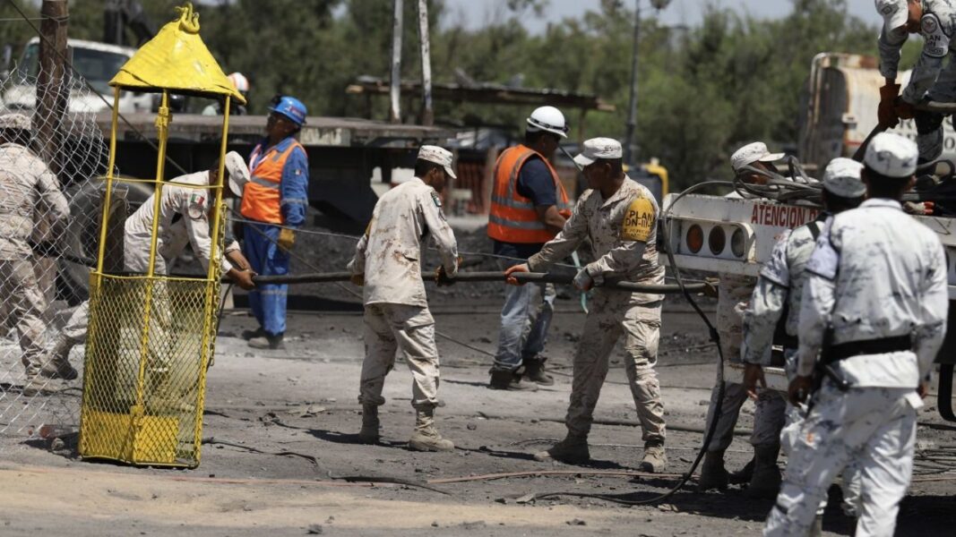 péndulo mineros interpol