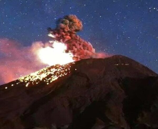 volcan-popocatepetl-registra-explosion-este-sabado-péndulo