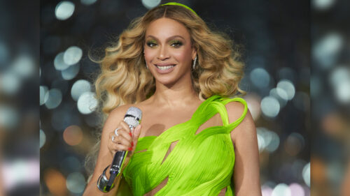 Beyoncé performs in Atlanta