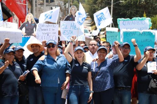 En el día 27 de campaña, Romina Contreras junto con su planilla, se comprometió a realizar obras en cada una de las 49 comunidades  