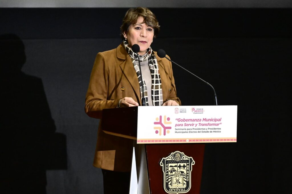 Delfina Gómez se reúne con los 125 alcaldes del estado de México péndulonline