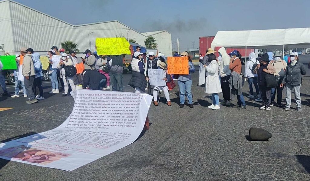 manifestación por el cambio de nombre a colonia de tultitlan