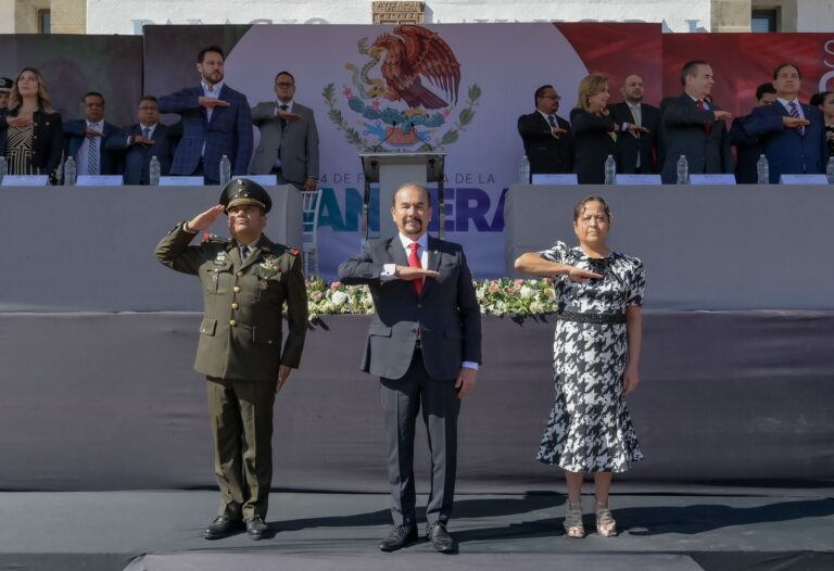 día de la bandera Atizapán