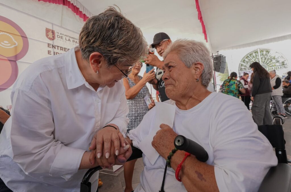 entrega de aparatos funcionales en la Paz