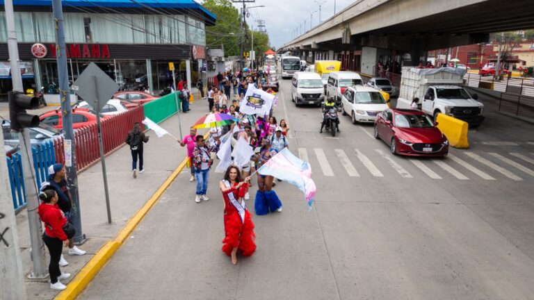 Marcha del orgullo en Coacalco