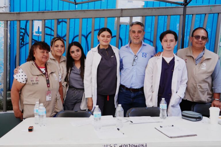 Pablo Fernández de Ceballos encabeza jornada de apoyo de regreso a clases en la colonia Plan de Ayala, en Naucalpan 