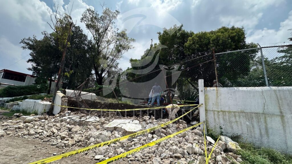 barda caída en Izcalli