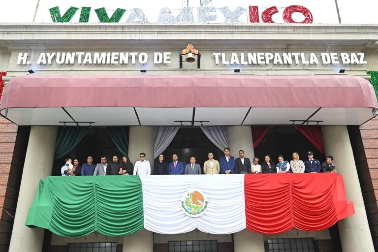 desfile en Tlalnepantla