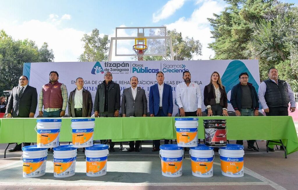 Atizapan obras en Escuelas