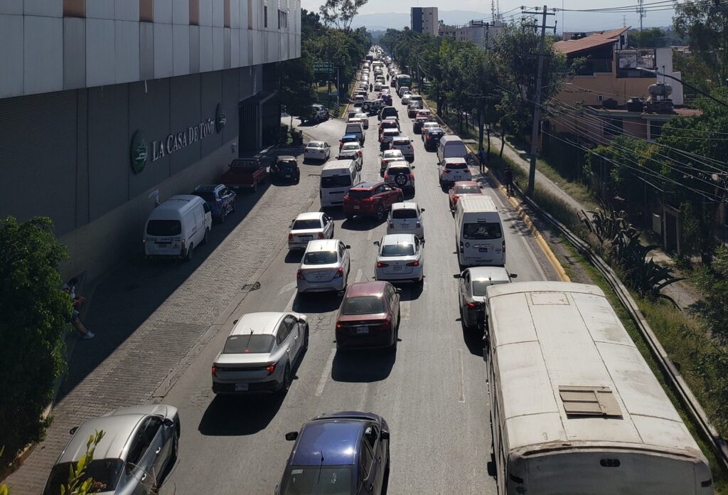 cierres en Izcalli