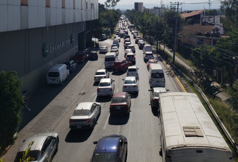 cierres en Izcalli