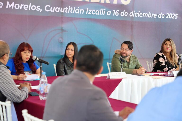 Durante Cabildo Abierto en Bosques de Morelos el alcalde Daniel Serrano atiende peticiones de los izcallenses