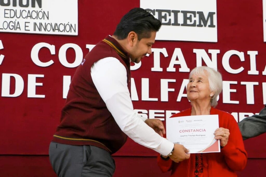 Nezahualcóyotl abre nueva sede del Centro Municipal de Educación para los Adultos en la zona norte