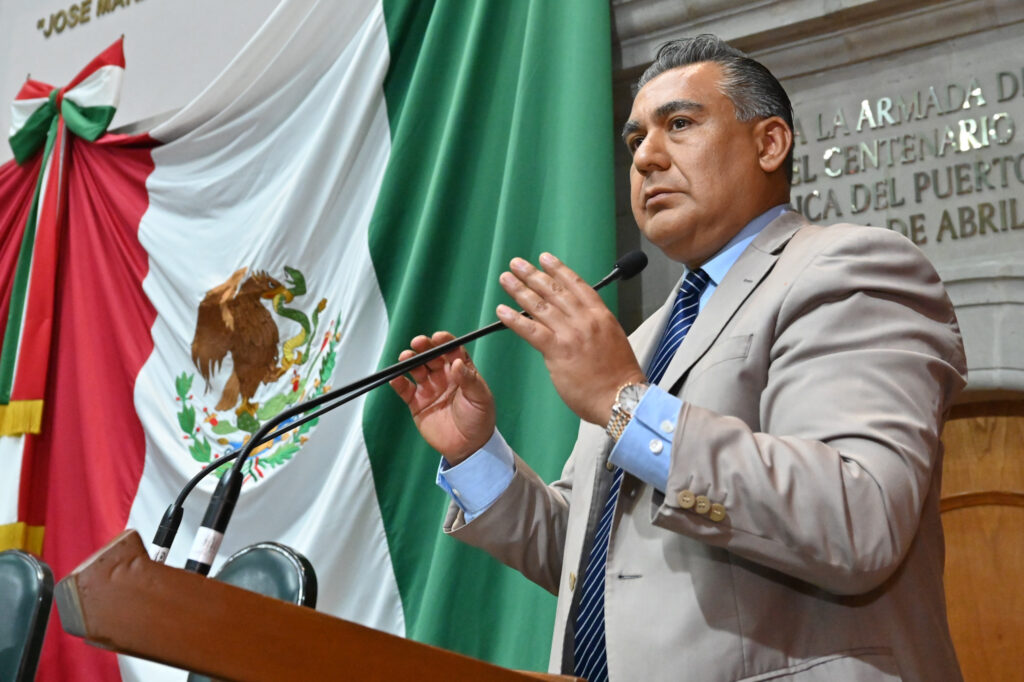 Octavio Martínez