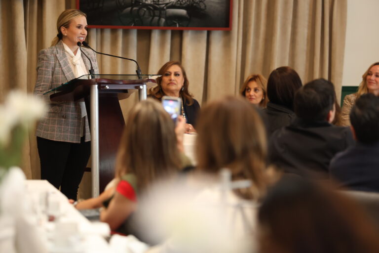 Huixquilucan Romina Contreras C-012-2026