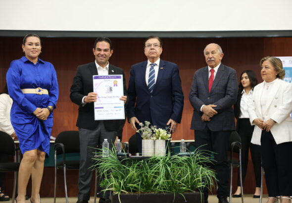 ENRIQUE VARGAS SENADOR (3)