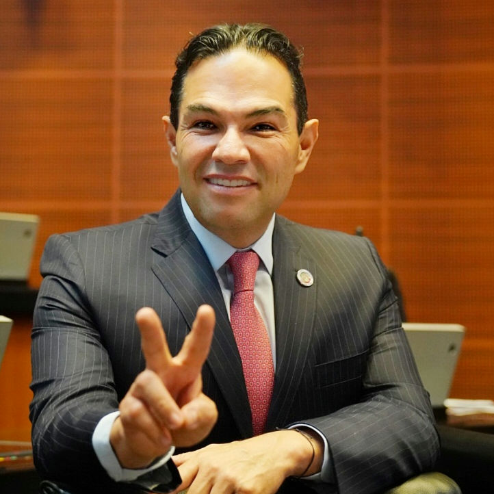 ENRIQUE VARGAS-SENADOR