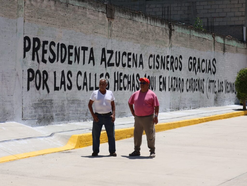 Azucena Cisneros Coss