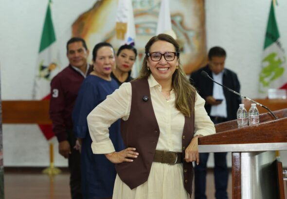 Azucena Cisneros