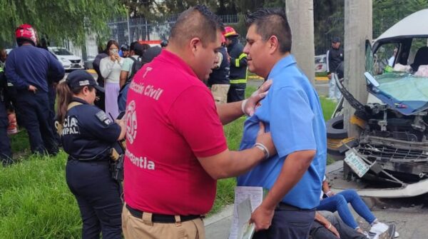 choque de combi en Tlalnepantla