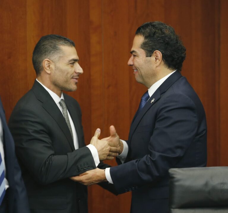 ENRIQUE VARGAS-SENADOR