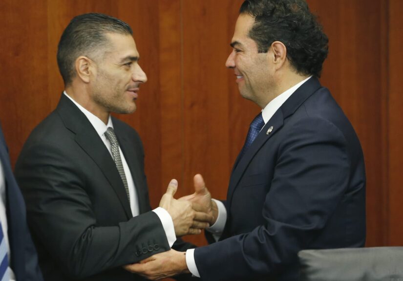 ENRIQUE VARGAS-SENADOR